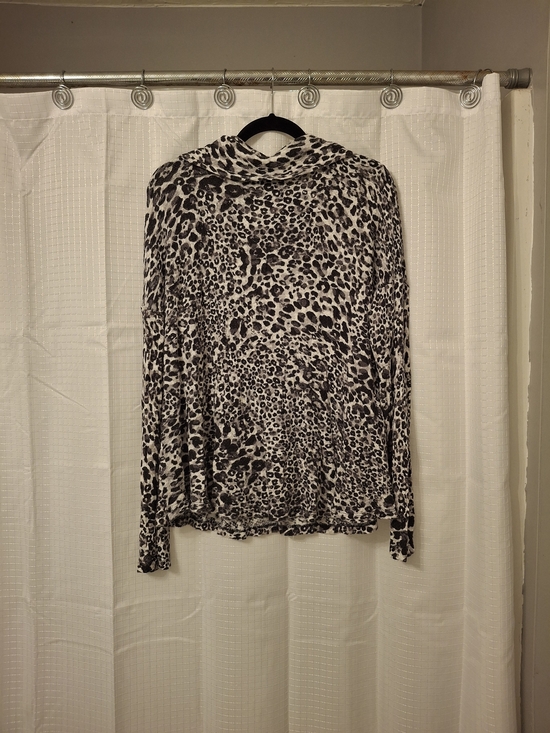 Cupio Black & White Leopard Print Cowl Neck Long Sleeve Top - Picture 2 of 3